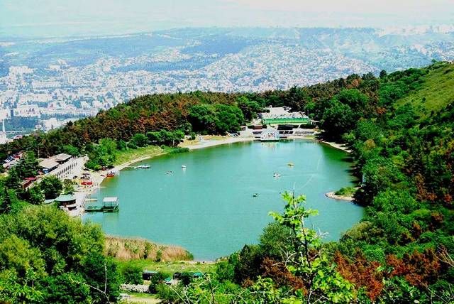 أهم مدن جورجيا السياحية 2023