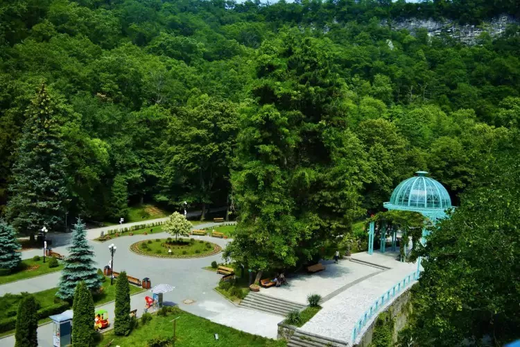 Tour Package: Georgia - 10 Nights / 11 Days
